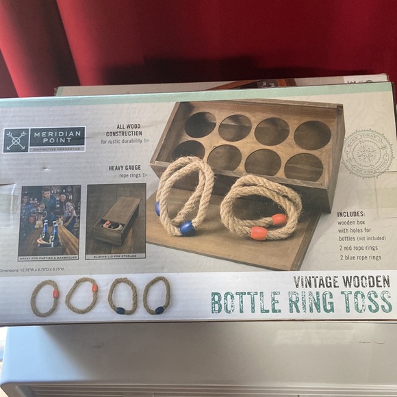 Vintage wooden Bottle ring toss game - Picture 3 of 4